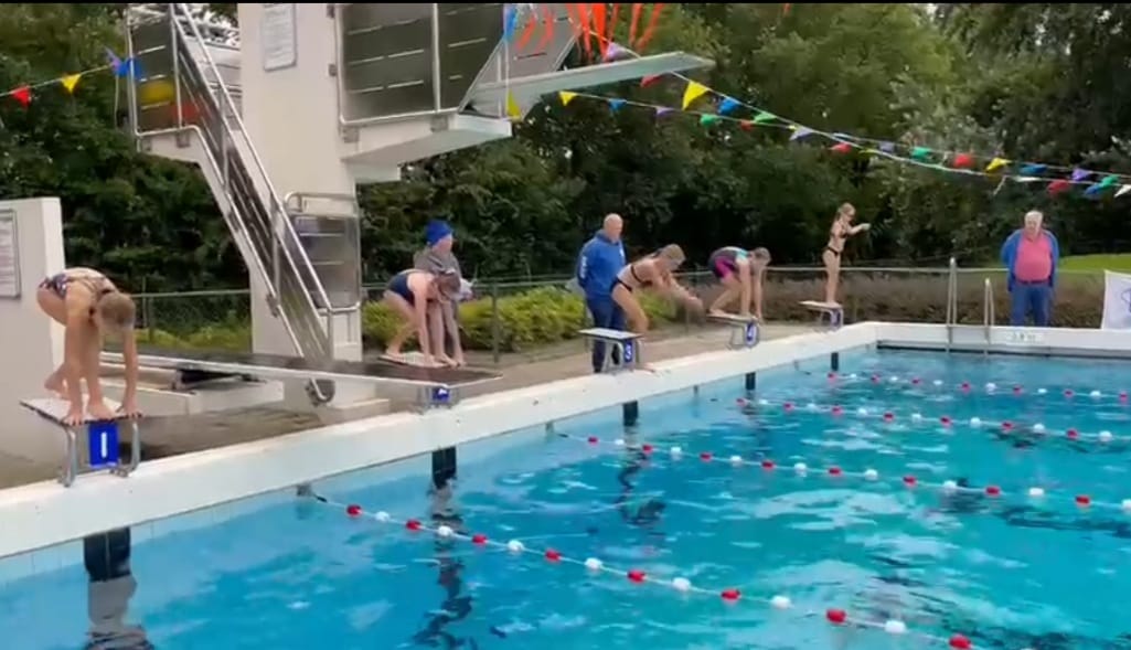 Wedstrijd recreatief zwemmen